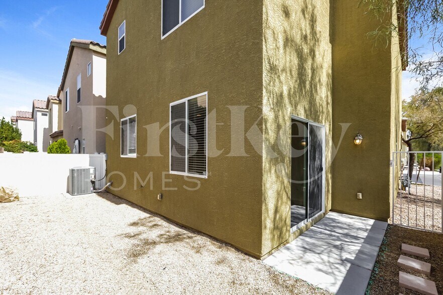 Building Photo - 8189 Cape Ito Ct