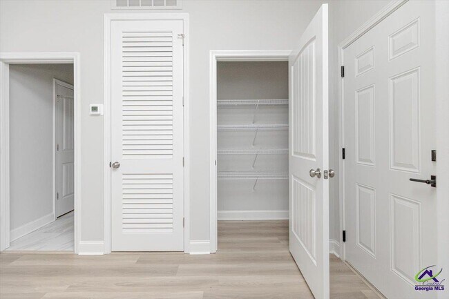 Building Photo - 1013 Northside Dr