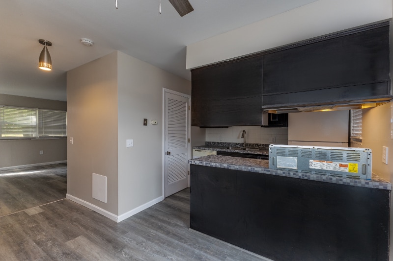 Building Photo - 4616 Catalpa Dr.