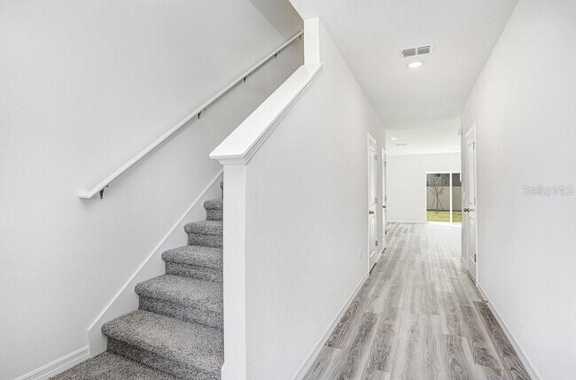 Building Photo - 31298 Paper Birch St