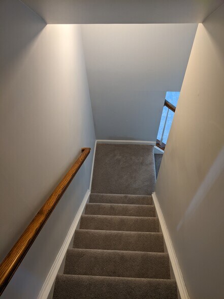 Entry way - 3985 Pearlberry Ct