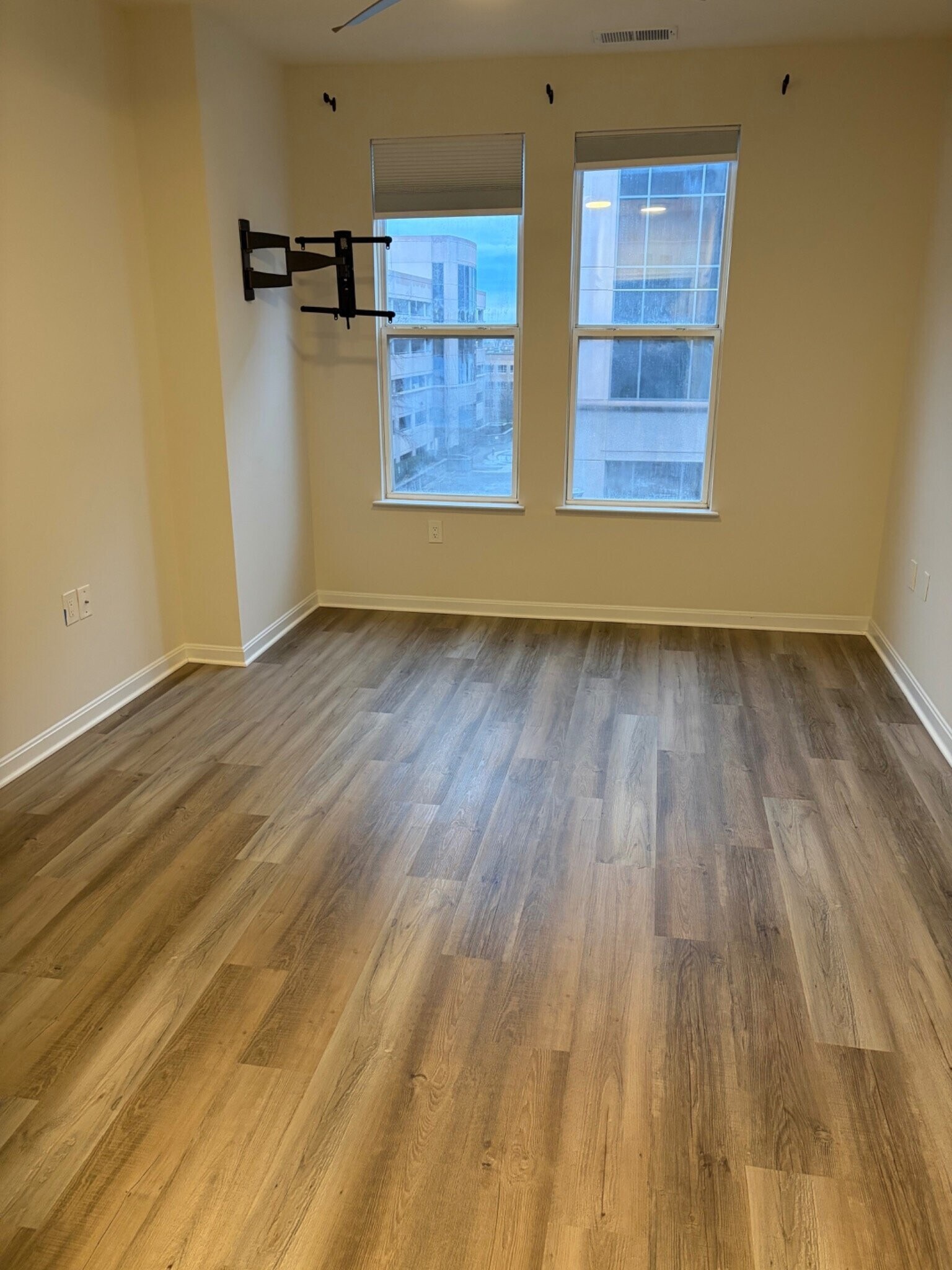 Building Photo - 2665 Prosperity Ave