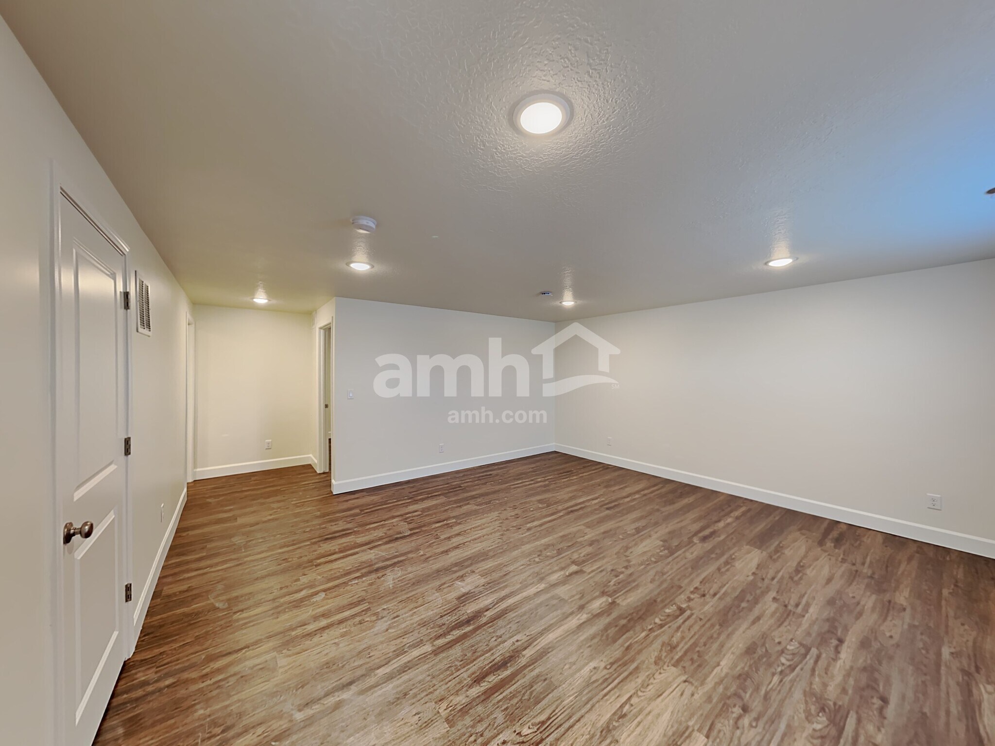 Building Photo - 5993 W Arranmore Dr