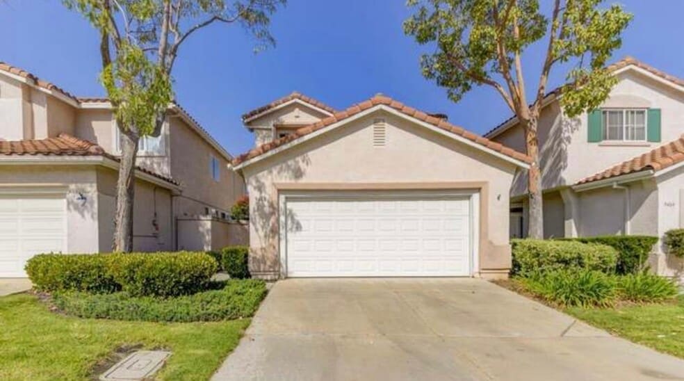 Primary Photo - 9468 Capricorn Way