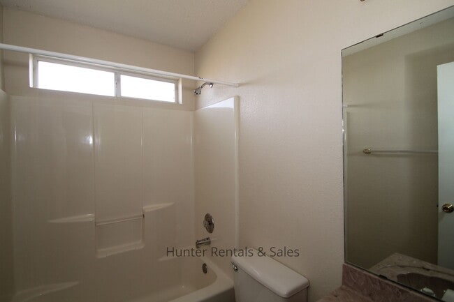 Building Photo - Southwest Killeen!