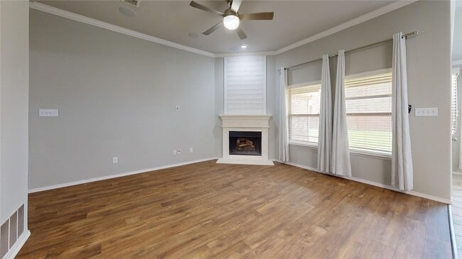 Building Photo - 3101 Buckthorn St