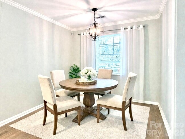 Building Photo - 4638 Murrayhill Rd