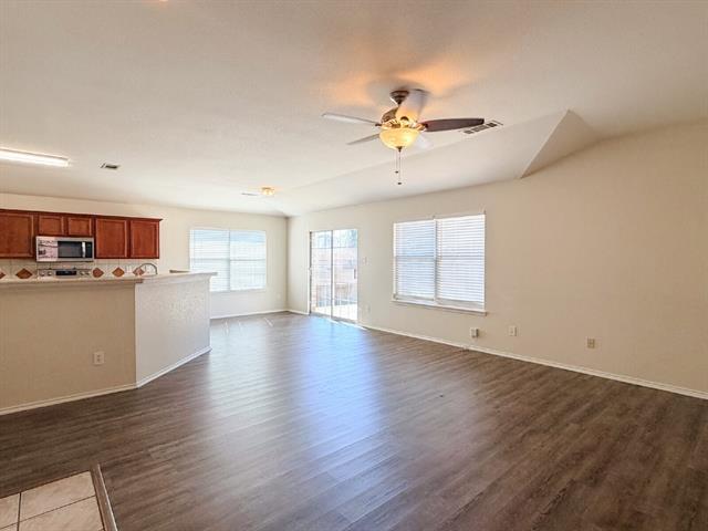 Building Photo - 5353 Freestone Dr