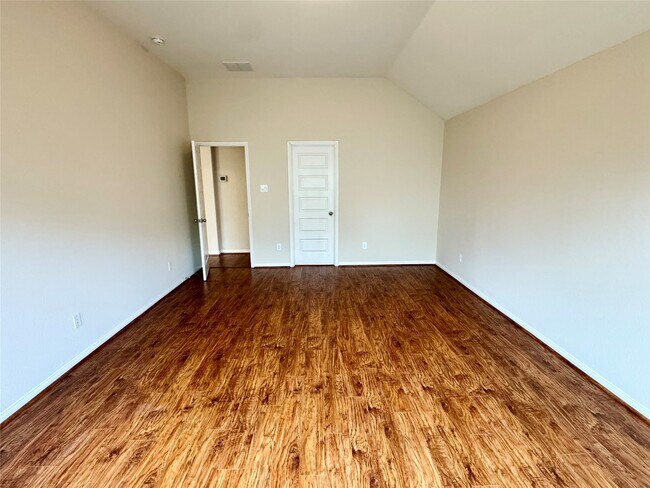 Building Photo - 26934 Churchill Gate Ln