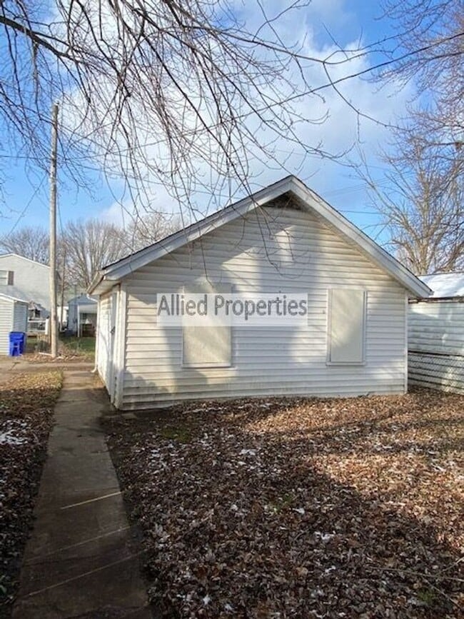 Building Photo - 969 Harmon Ave