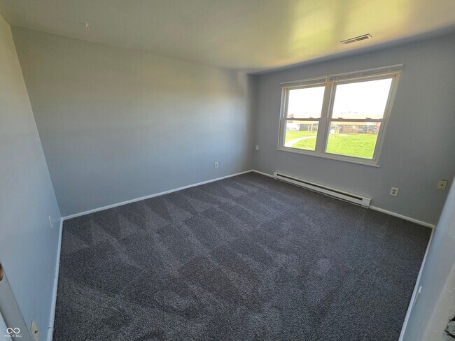 Building Photo - 3823 Biscayne Rd