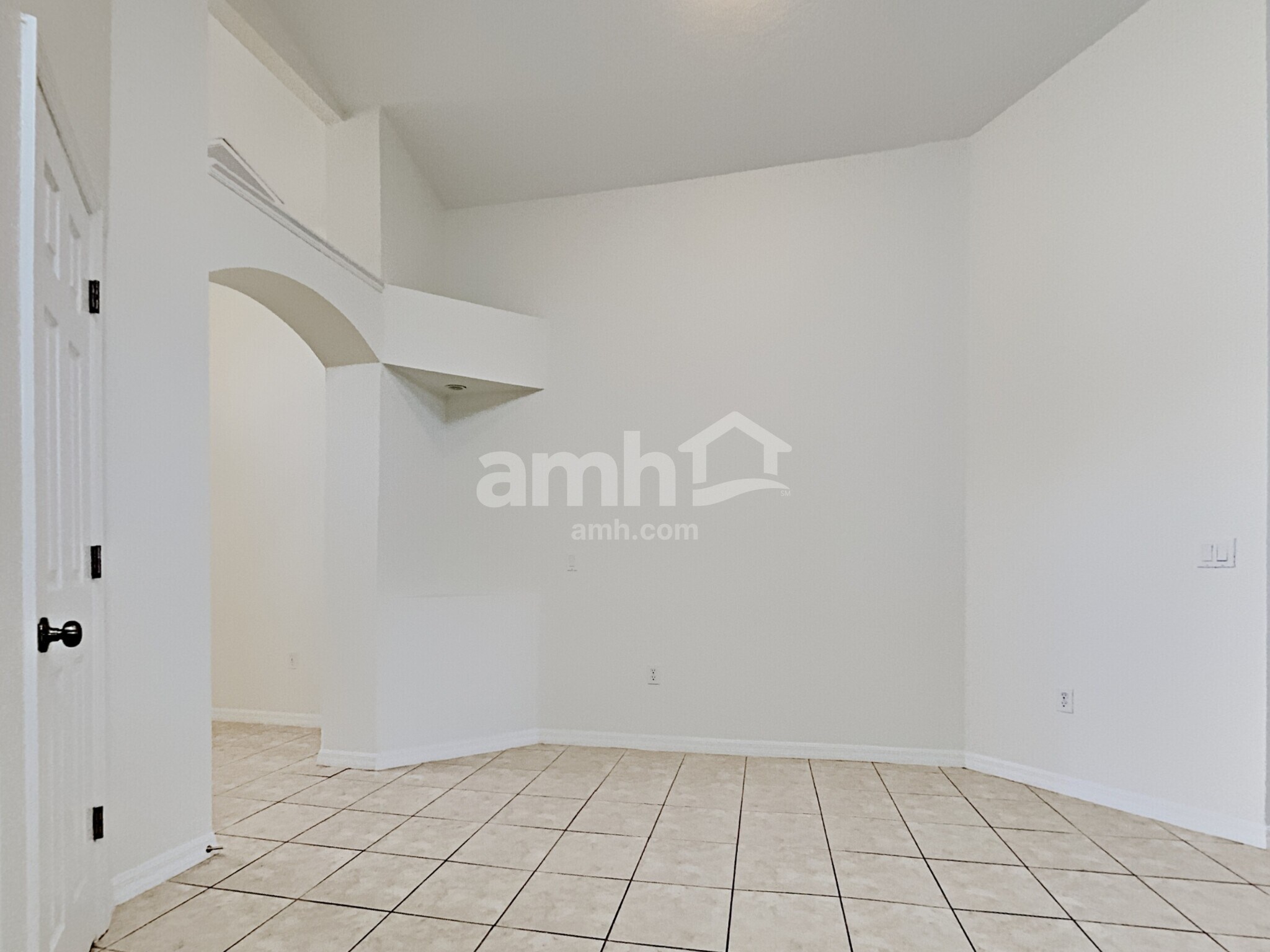 Building Photo - 16609 Rising Star Dr