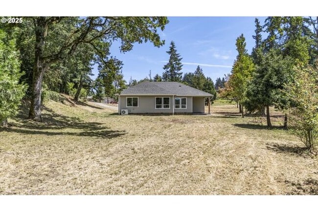 Building Photo - 85152 Winding Way