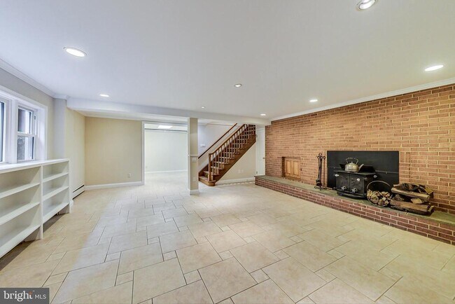 Building Photo - 14904 Claude Ln