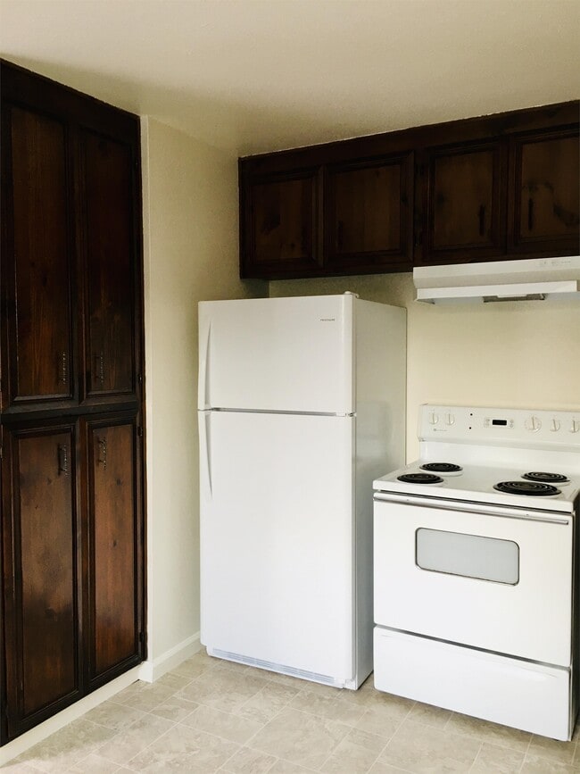 Building Photo - 209 Wright Ln