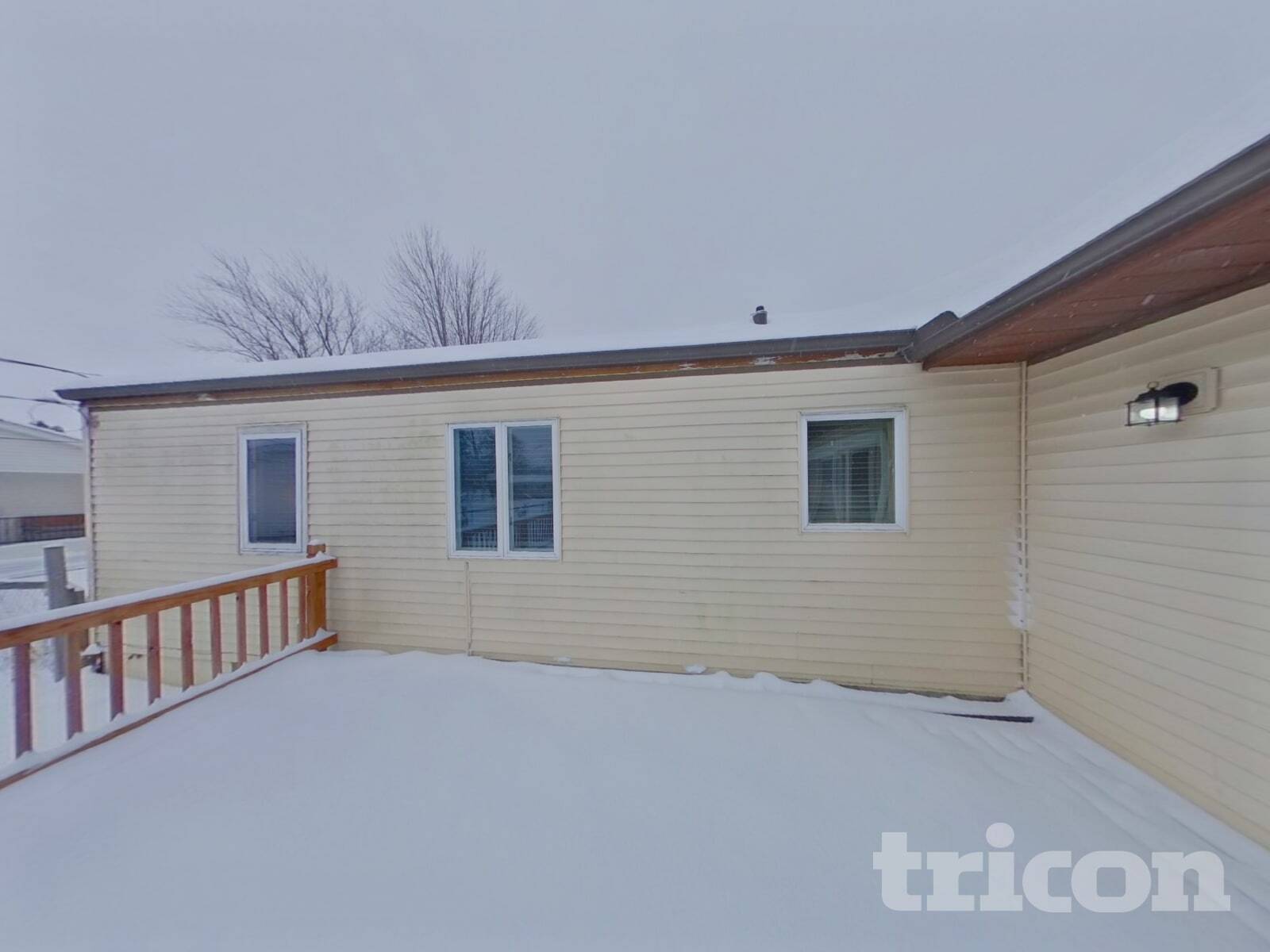 Building Photo - 6737 Upper 162nd St W