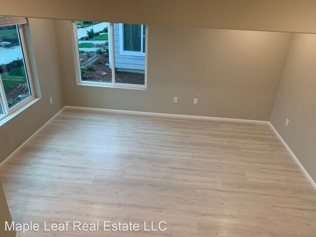 Building Photo - 3 br, 2.5 bath House - 32661 Ten Trails Pk...