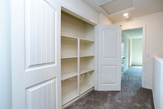 Building Photo - 24131 Tuscany Ave