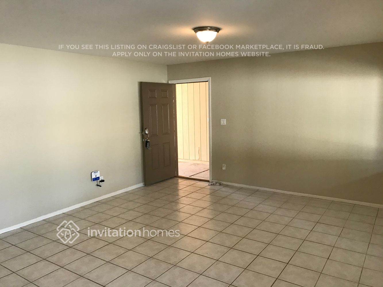 Building Photo - 2202 W Charleston Ave