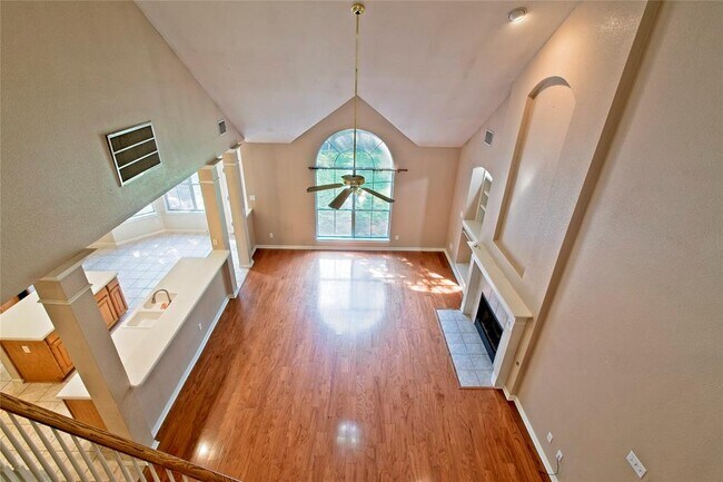 Building Photo - 8212 Fern Bluff Ave