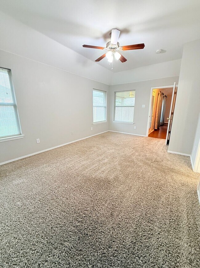 Building Photo - AVAILABLE NOW - Spacious 3-Bedroom Home with Open Layout & Covered Patio in Northwest ISD