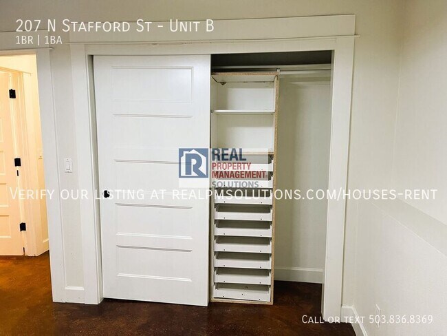 Building Photo - 207 N Stafford St