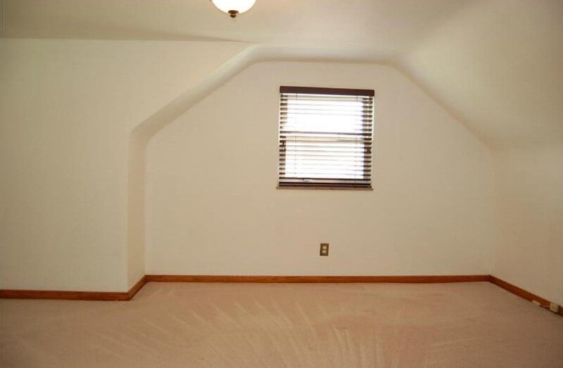 Building Photo - 151 Dicio St