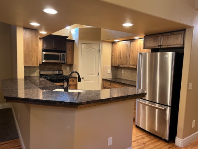 Building Photo - 61 S Grandean Way