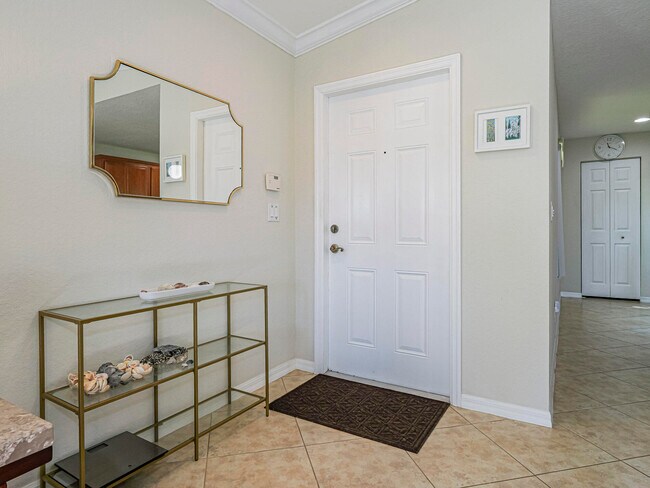 Building Photo - 5520 45th Ave