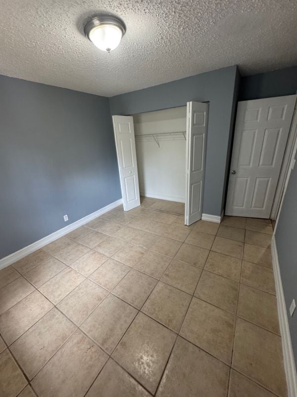 Building Photo - 5955 NW 25th Ct