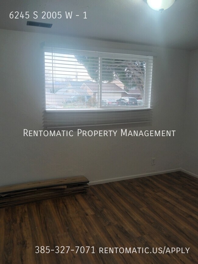 Building Photo - 6245 S 2005 W-1