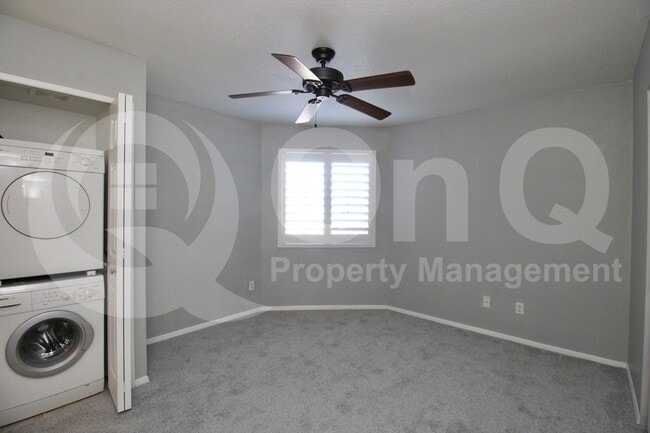 Building Photo - 1720 E Thunderbird Rd