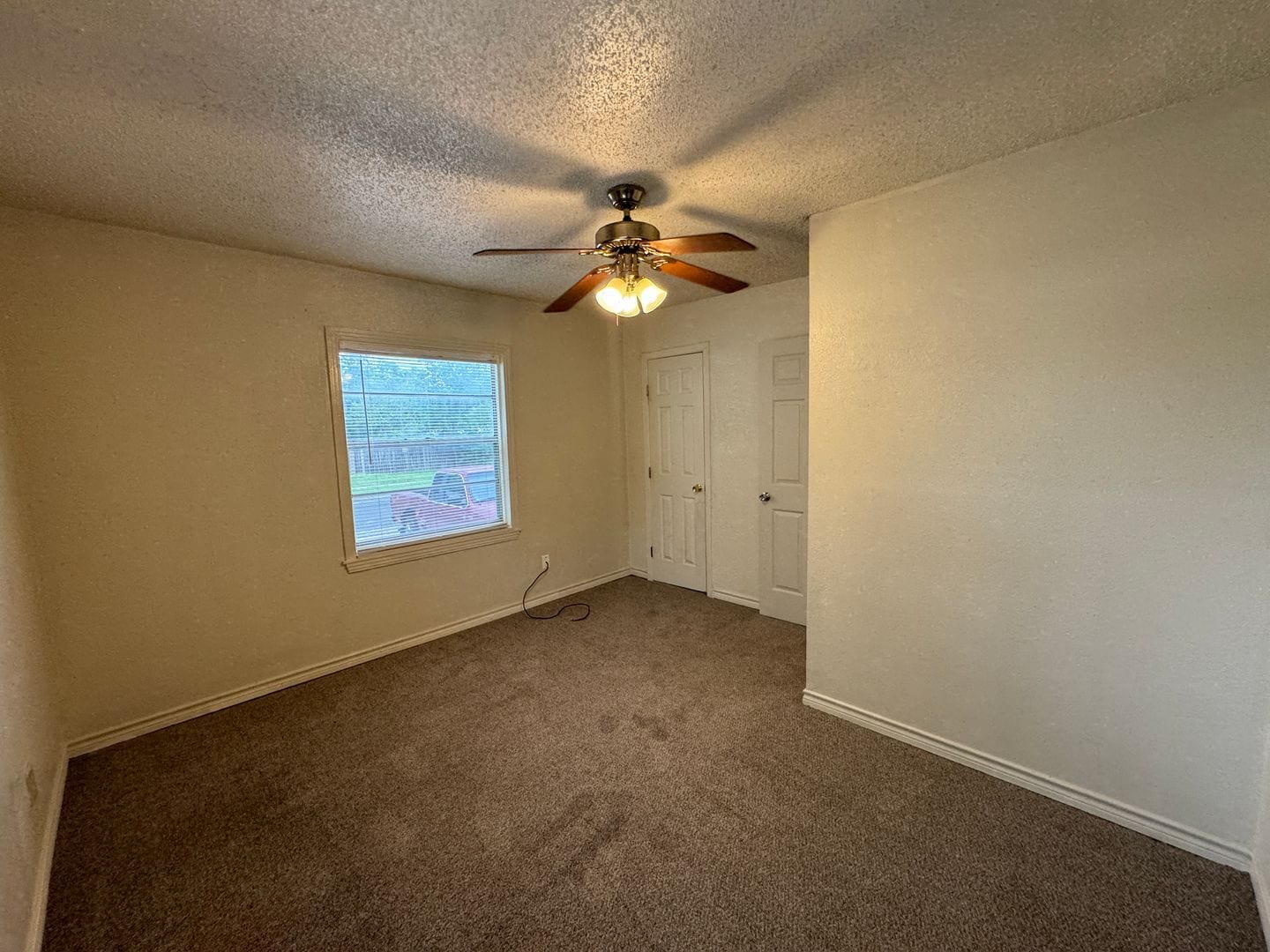 Building Photo - 1301 Franz Dr
