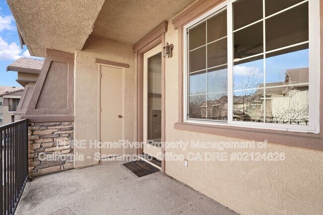 Building Photo - 6551 Hearthstone Cir