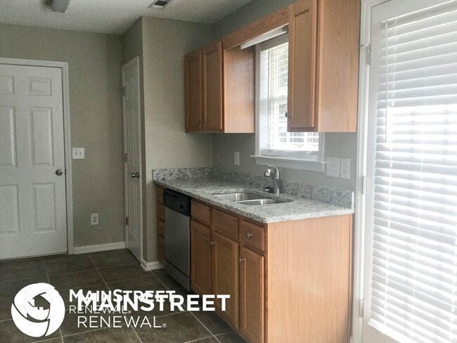 Building Photo - 5111 Windsbury Ridge Rd