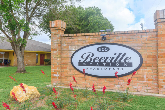 Primary Photo - Beeville Station Apartments