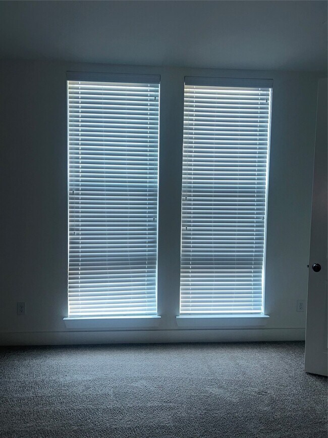 Building Photo - 4605 Lavatera St