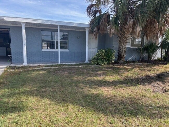 Primary Photo - 2/1 available now!