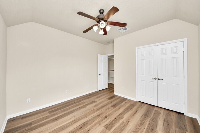 Building Photo - 8627 Sweet Pasture Dr