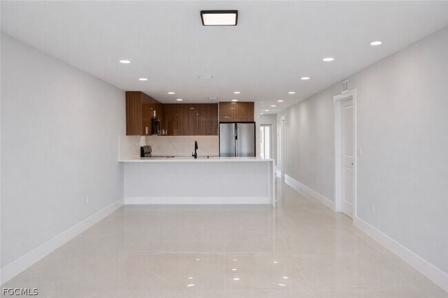 Building Photo - 4529 18th St SW