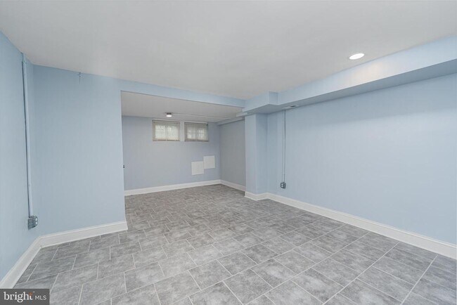 Building Photo - 2602 Beryl Ave