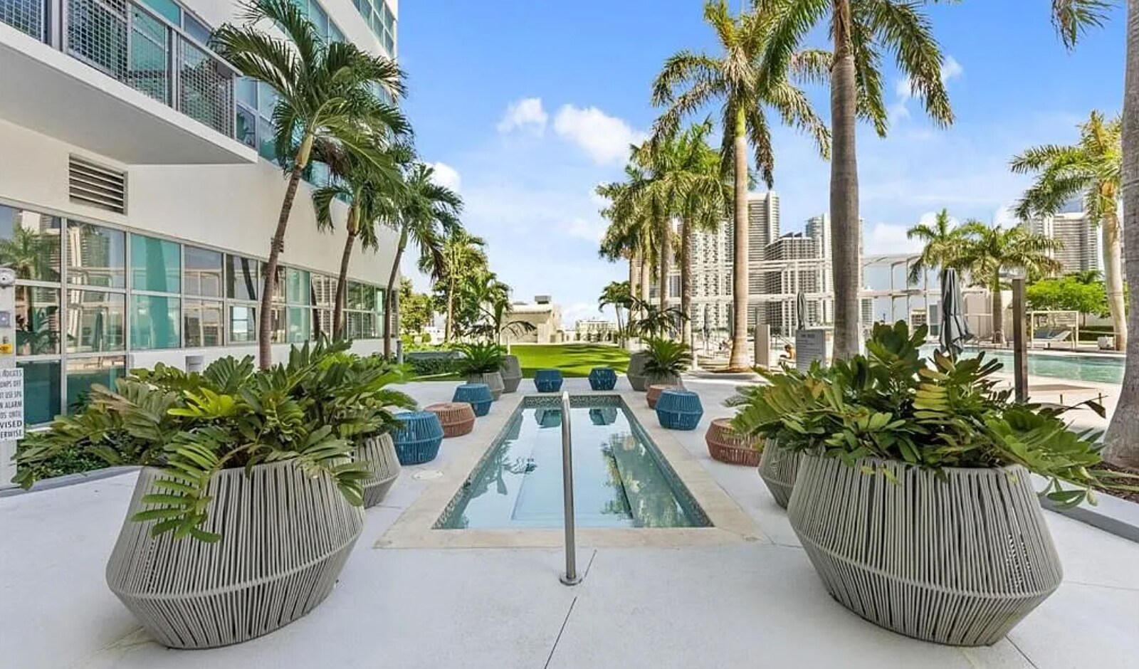 Building Photo - 3301 NE 1st Ave