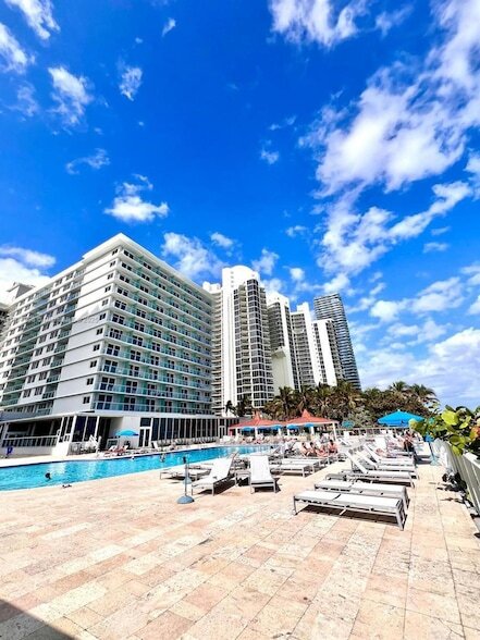 Building Photo - 19201 Collins Ave