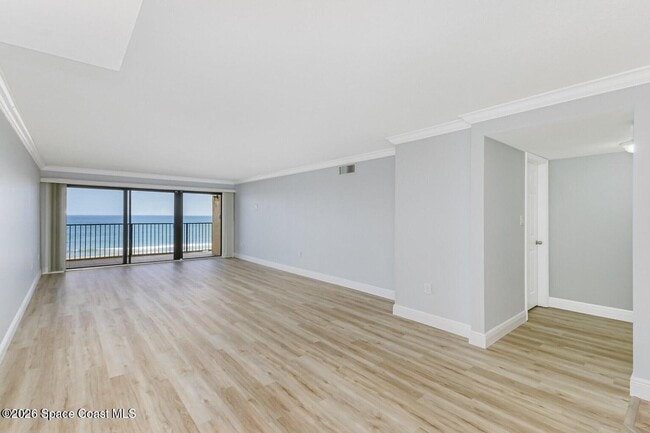 Building Photo - 1305 S Atlantic Ave