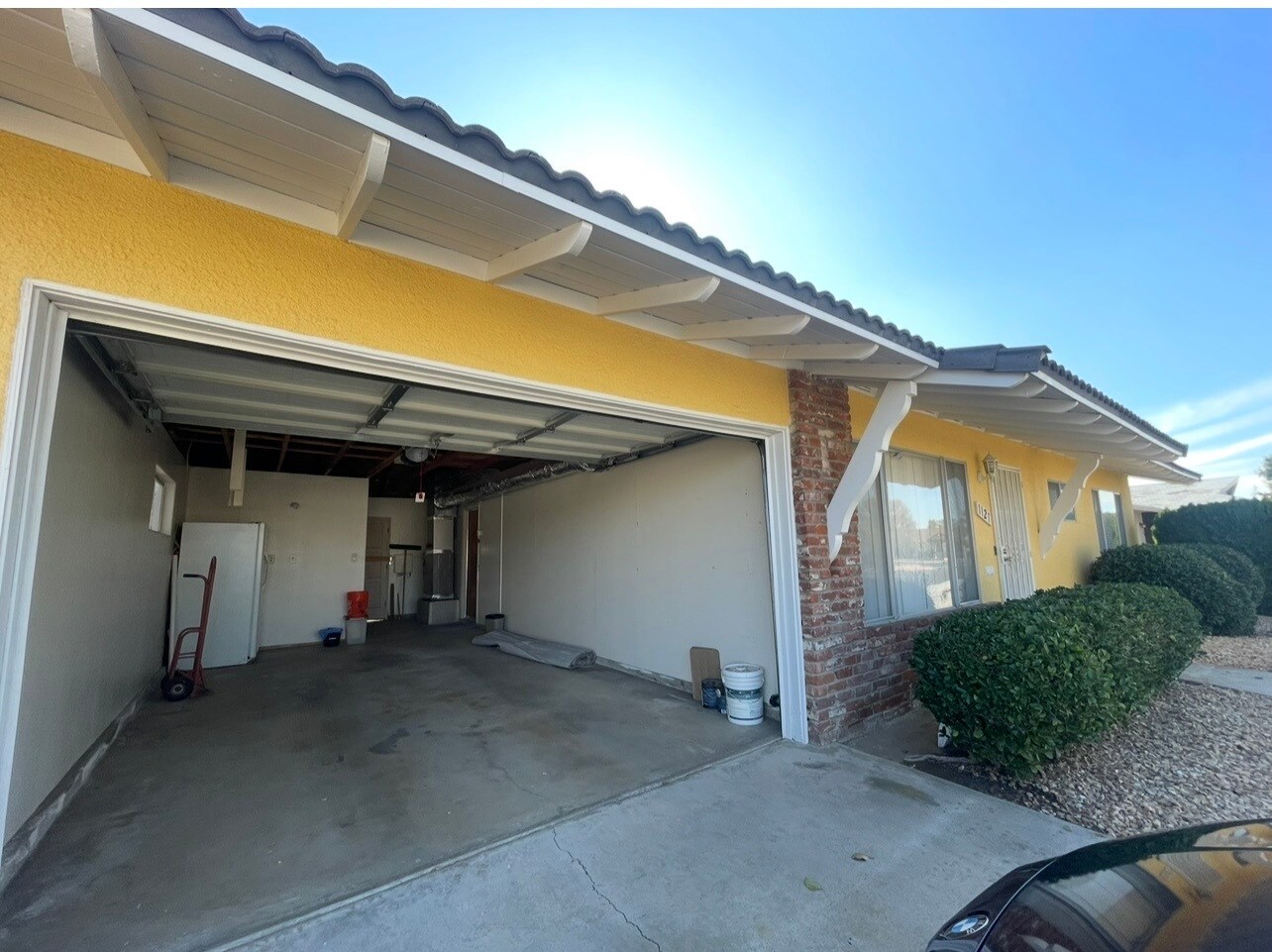 Building Photo - 1121 W Mayberry Ave