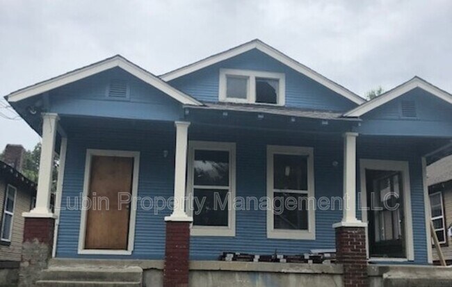 Building Photo - 751 St Paul Ave