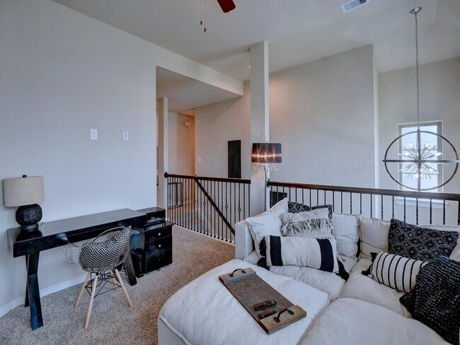 Building Photo - 2543 Manor Valley Ct