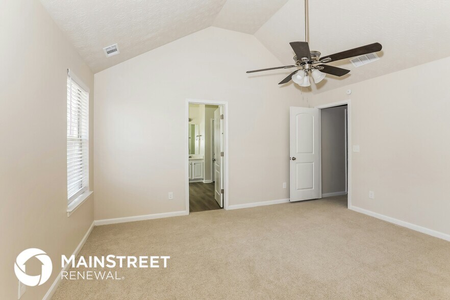 Building Photo - 7471 Garnet Dr