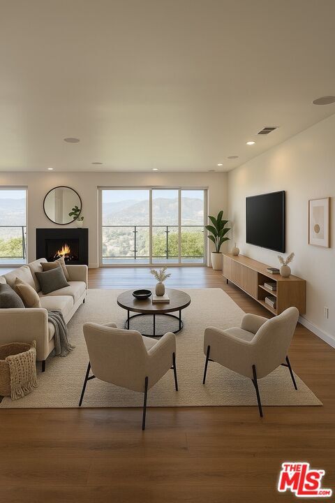 Building Photo - 7353 Pyramid Pl