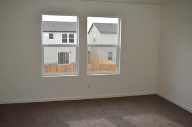 Building Photo - 4523 Iris Ct